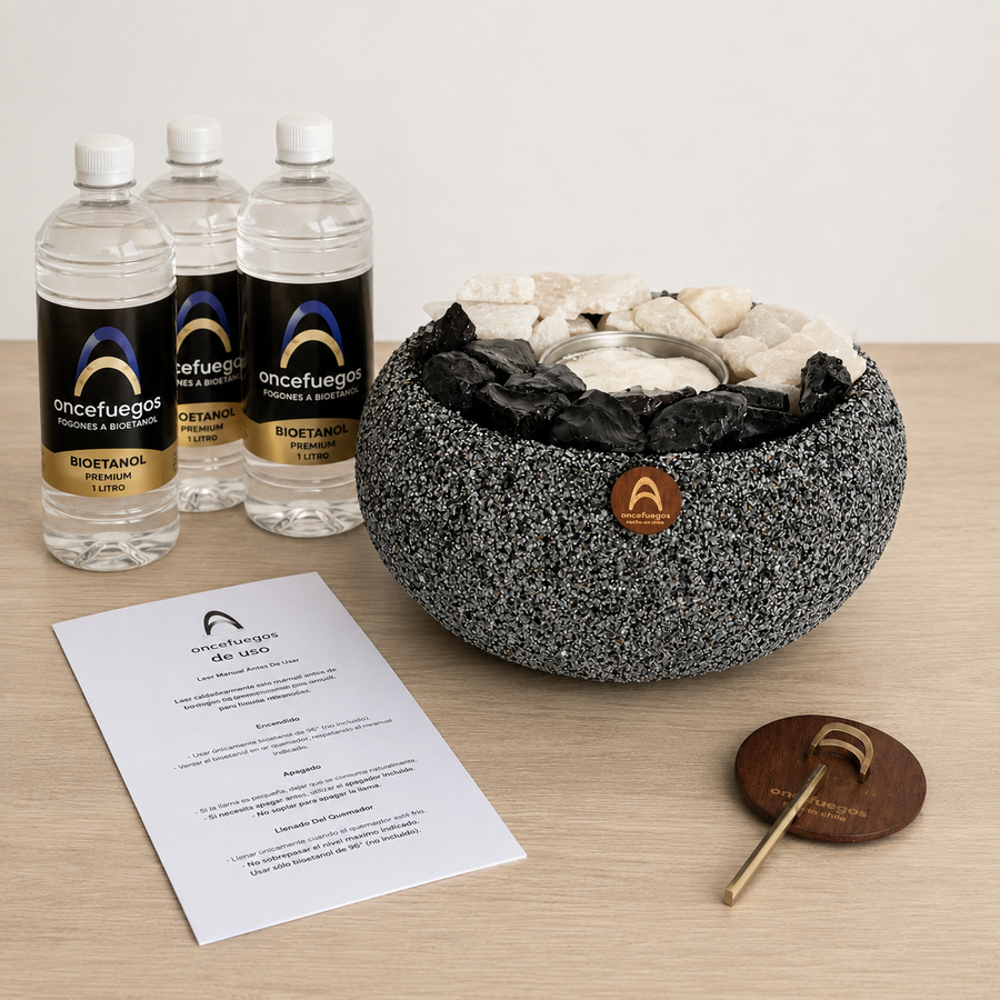 Contenido del pack Atacama Grande: fogón Cuarzo y Obsidiana, tres botellas de bioetanol, manual de uso y ahogador de llama